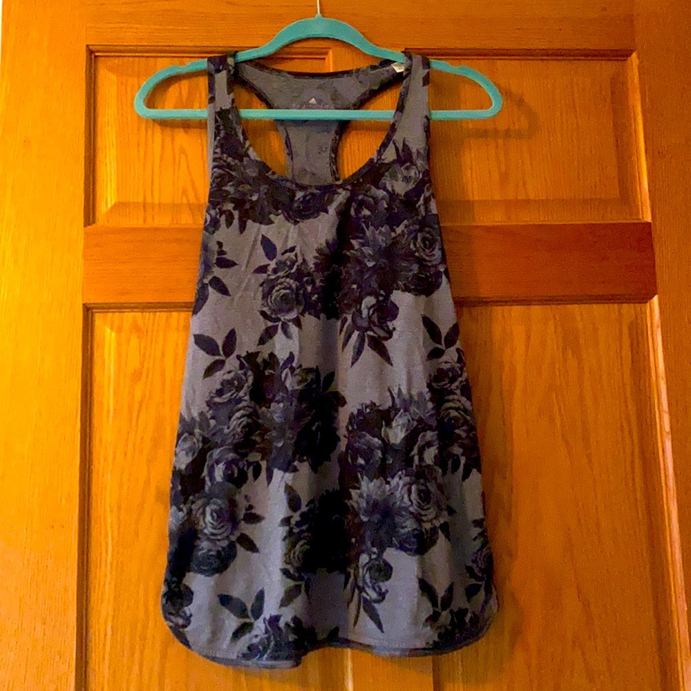 Black floral workout tank
